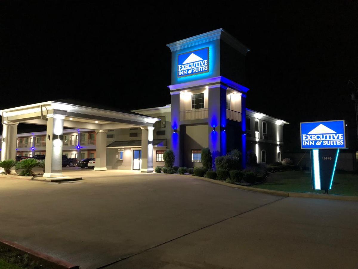 Executive Inn And Suites Joaquin Exterior photo